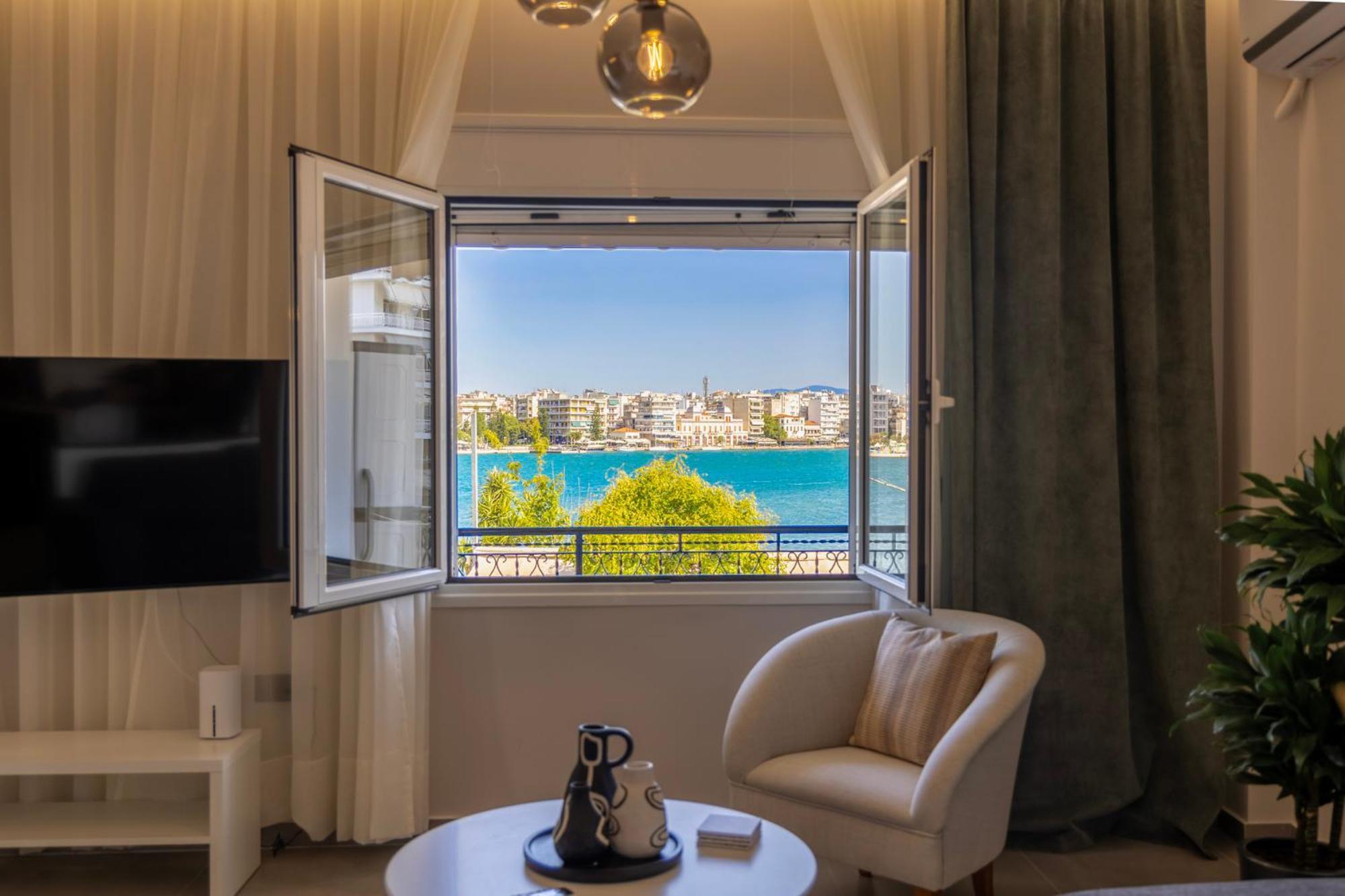 Luxury Apartment By The Sea- Euripus Strait Karababás Esterno foto